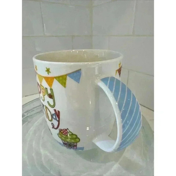 "HAPPY BIRTHDAY" Coffee Mug Cup Gift Cupcakes Ceramic New With Tags! - Picture 2 of 11